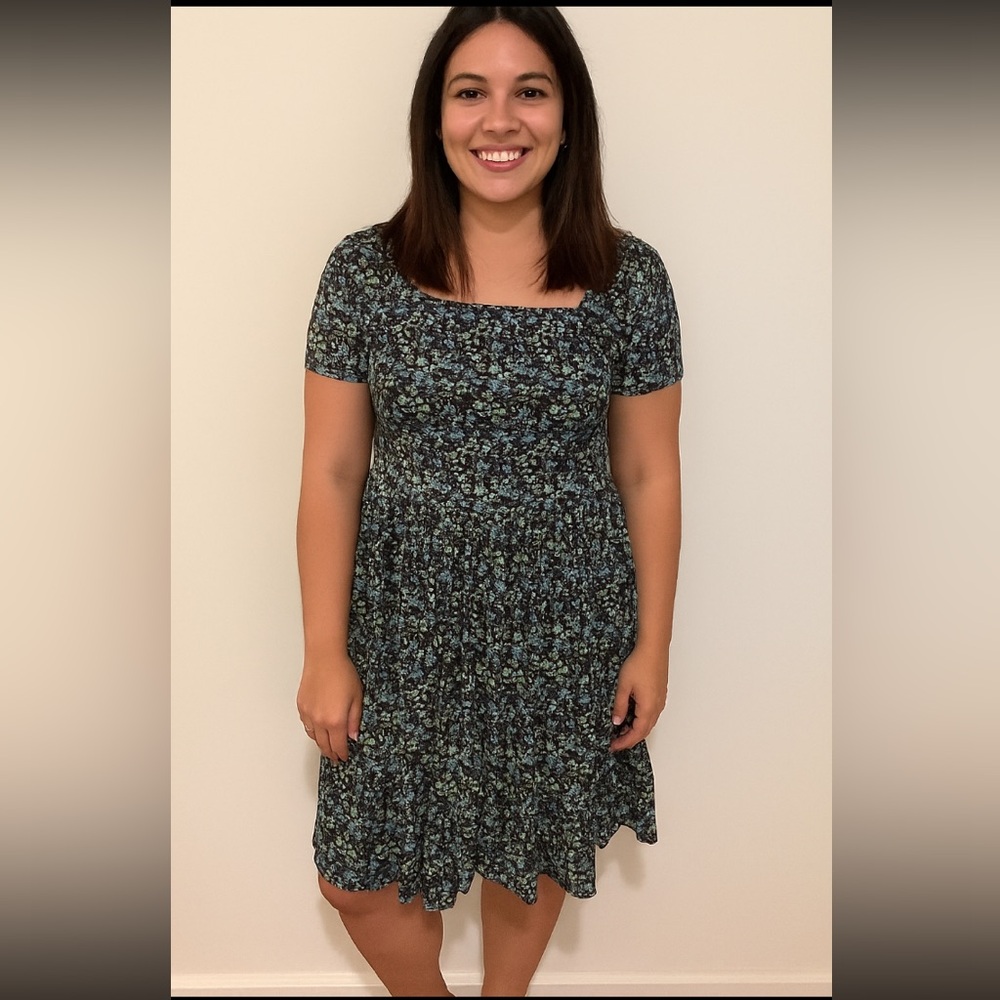 Auselily Women’s Size Large Blue Floral Print Short Sleeve Dress Square Veck NWT